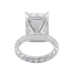 Radiant Cut Moissanite Halo Pavé White Gold Ring